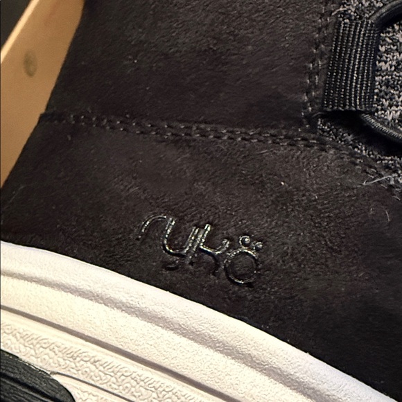 Brand new in box Ryka Aubonne winter boots size 9 wide! Water repellent and warm - Picture 5 of 8